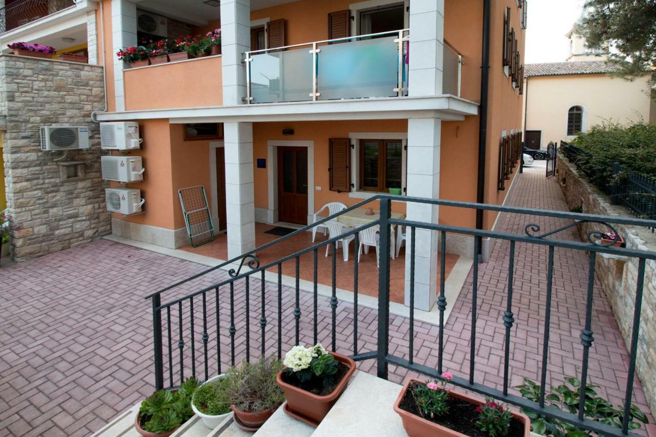 Apartment Sincic Novigrad  Exterior photo