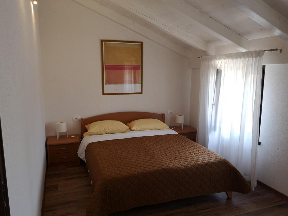 Apartment Sincic Novigrad  Exterior photo